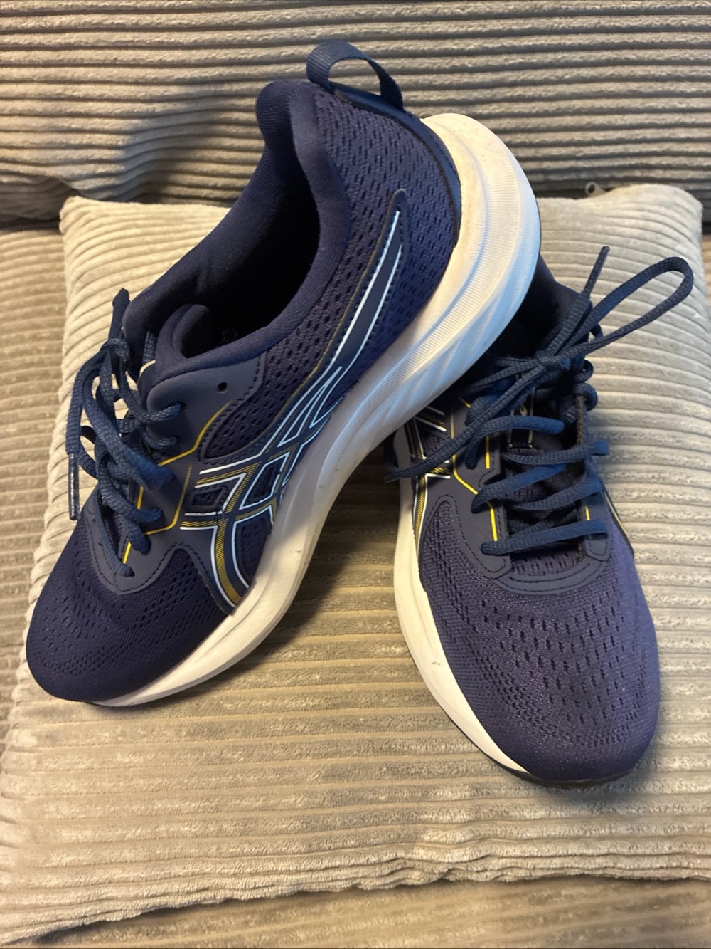 Asics Gel-Contend 9 Running Shoe - Size 9 Extra Wide - Picture 3 of 10